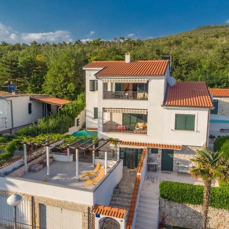 Villa Nika Selce Bagian luar foto