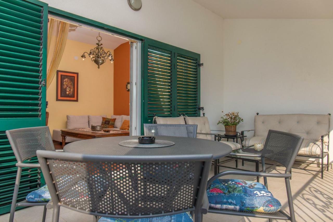 Villa Nika Selce Bagian luar foto