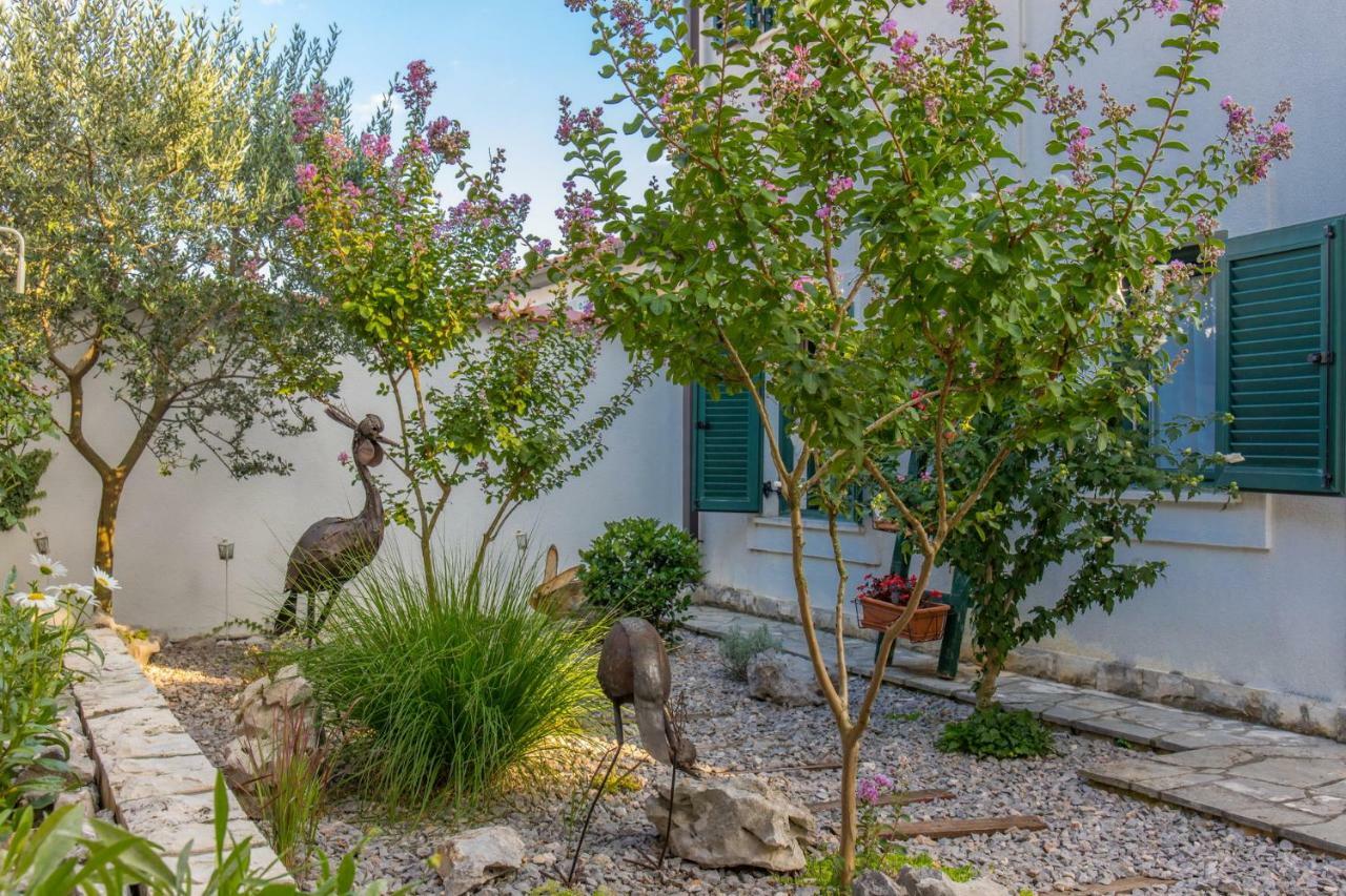 Villa Nika Selce Bagian luar foto