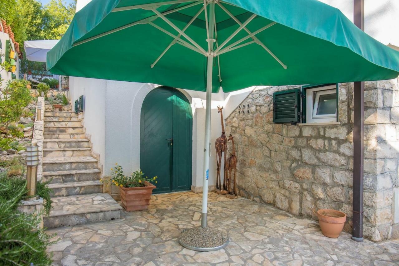 Villa Nika Selce Bagian luar foto