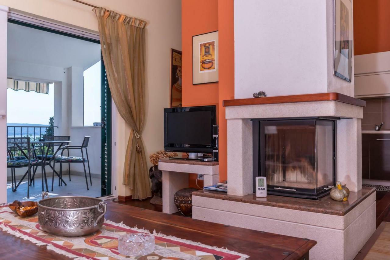 Villa Nika Selce Bagian luar foto