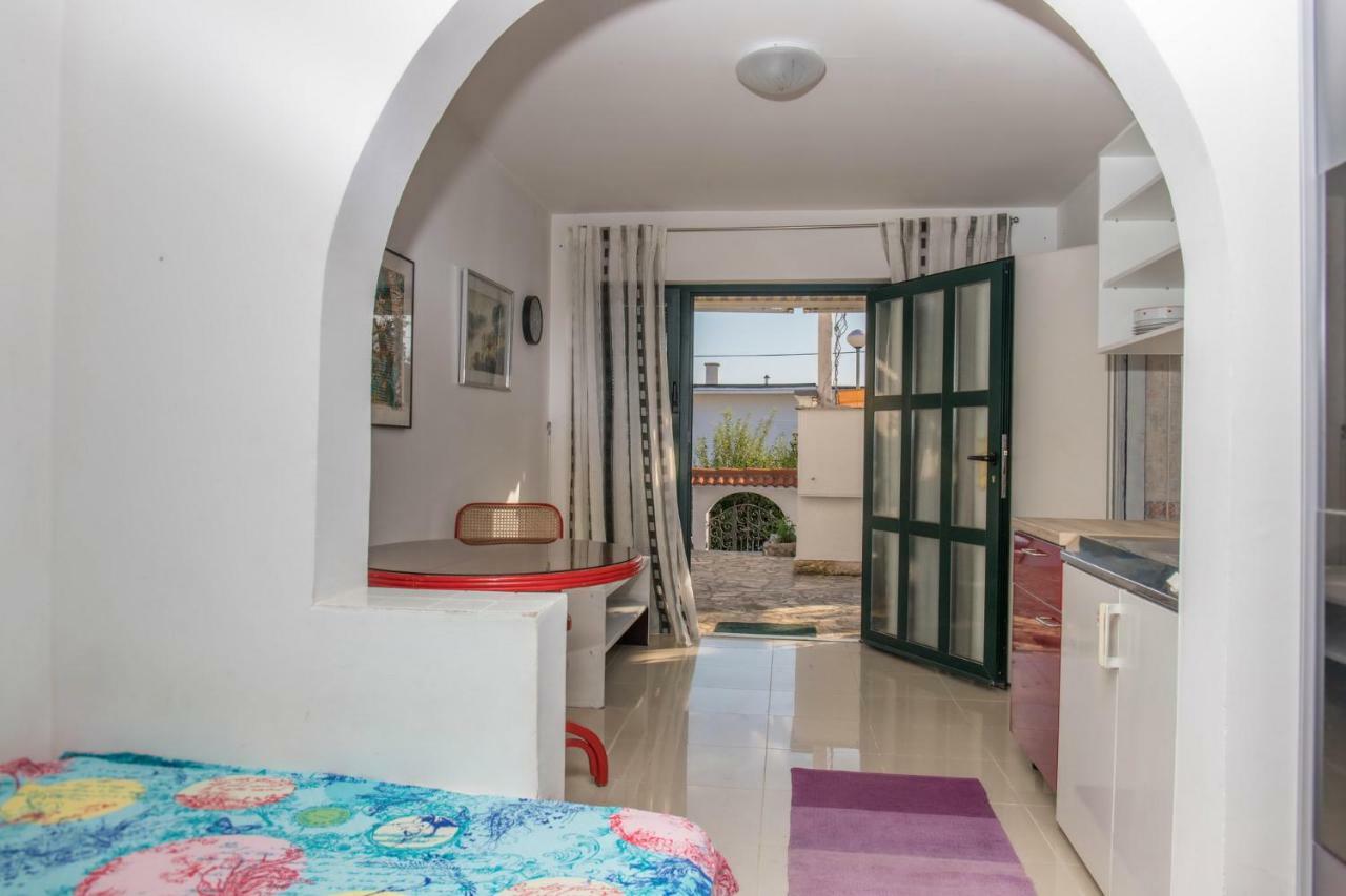 Villa Nika Selce Bagian luar foto