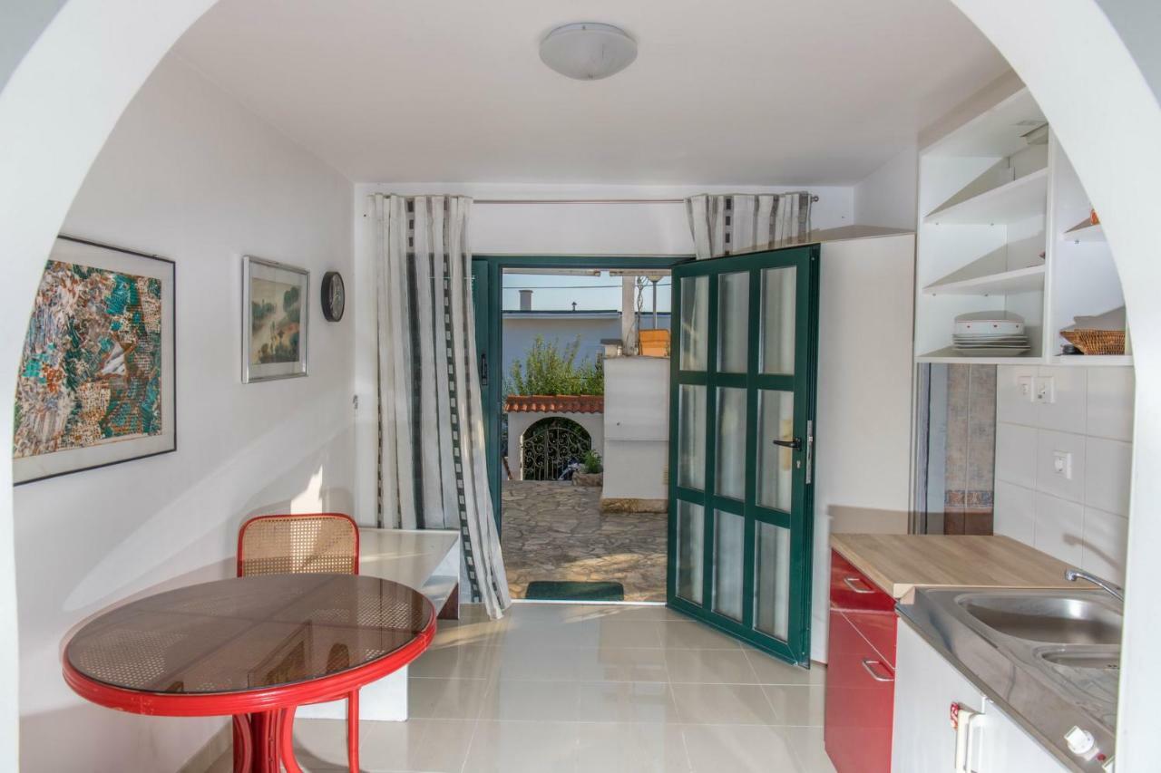 Villa Nika Selce Bagian luar foto